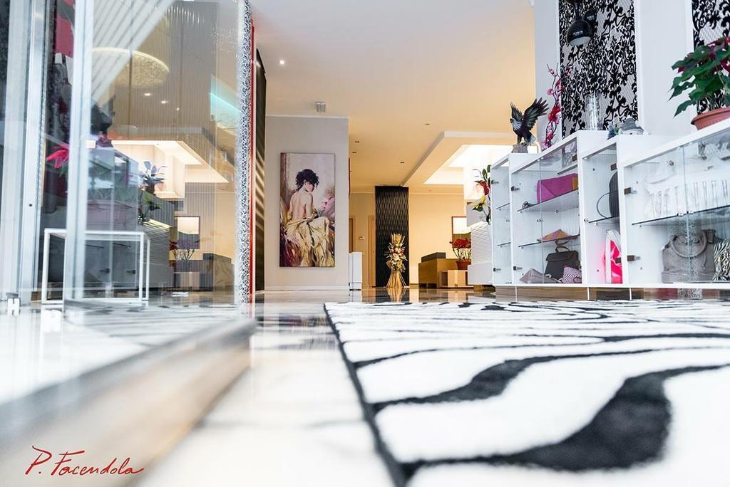 Hotel Elys Pieve Emanuele Ngoại thất bức ảnh