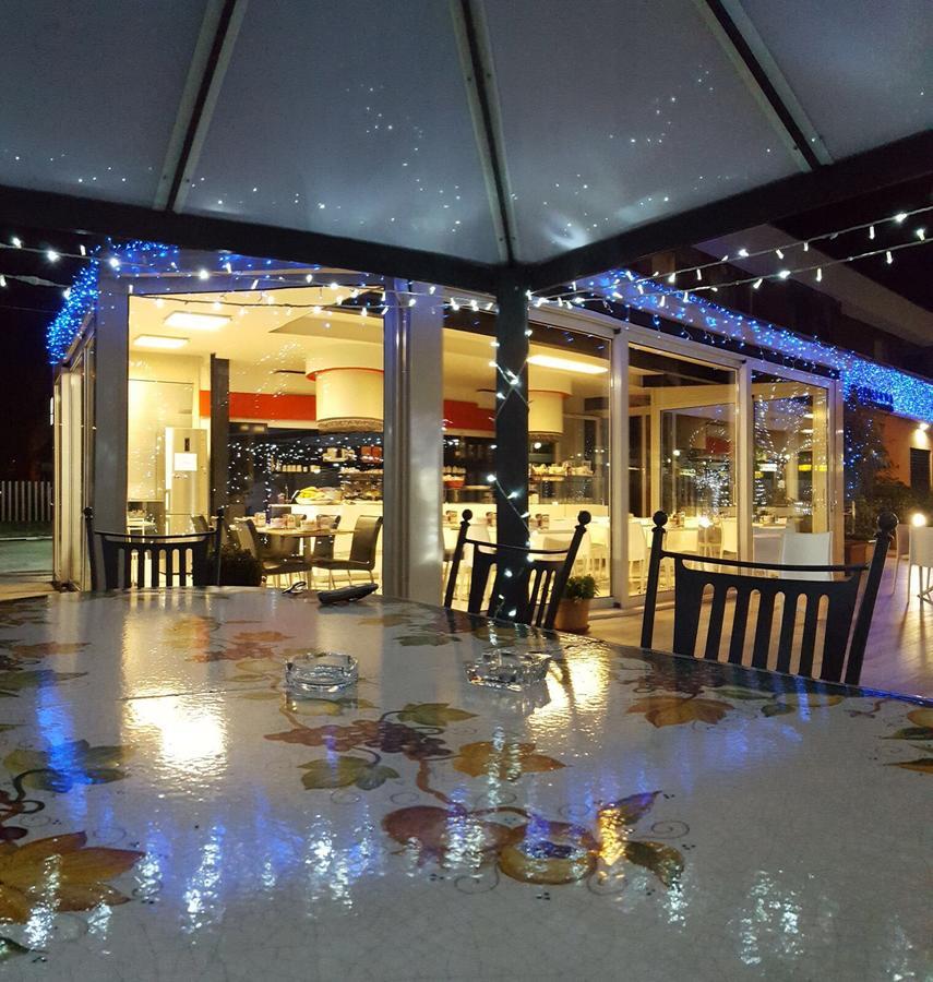 Hotel Elys Pieve Emanuele Ngoại thất bức ảnh
