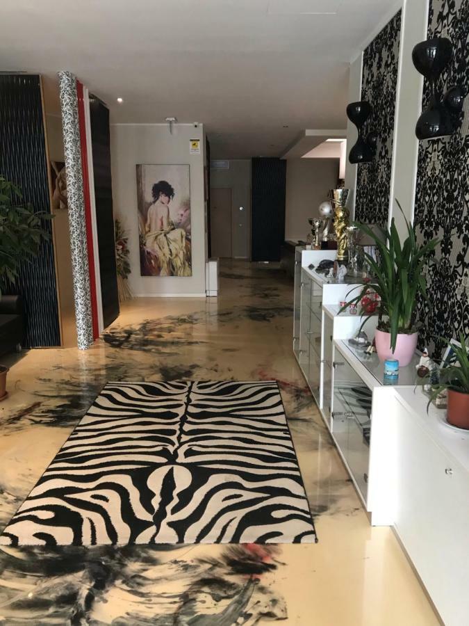 Hotel Elys Pieve Emanuele Ngoại thất bức ảnh